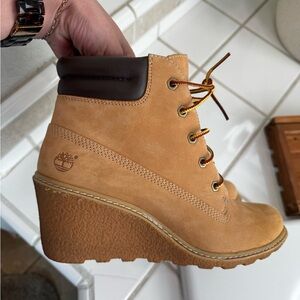Timberland Women's Tan Wedge Ankle Boots
